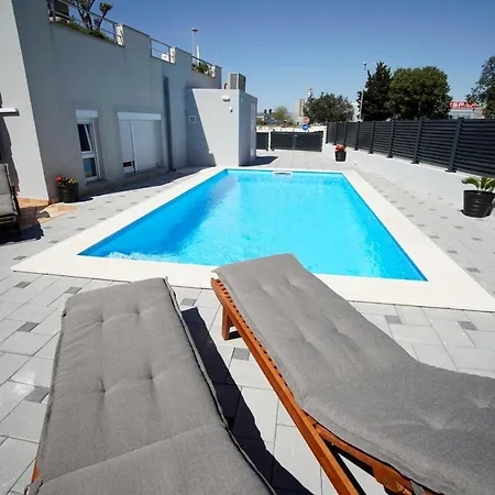 Apartment Lulic *