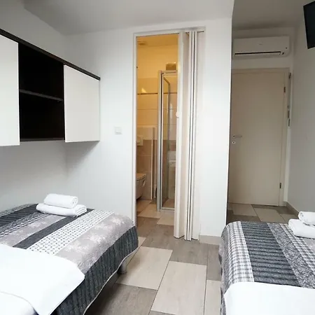 Apartment Lulic *